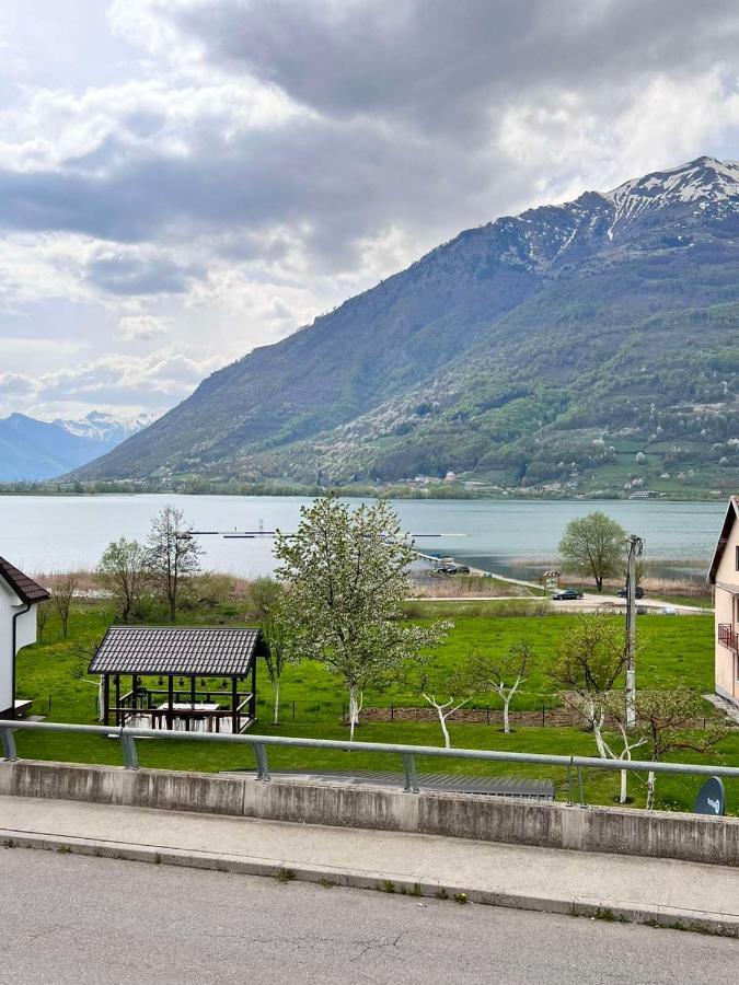 Ema Apartments Plav Eksteriør bilde